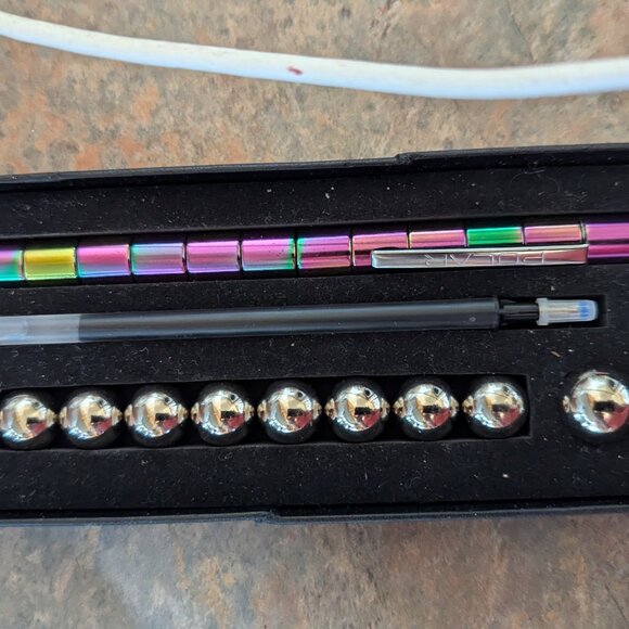 Fidget Pen, Decompression Magnetic Fidget Toy Pen, Magnet Pen Fidget Toy - Picture 1 of 3